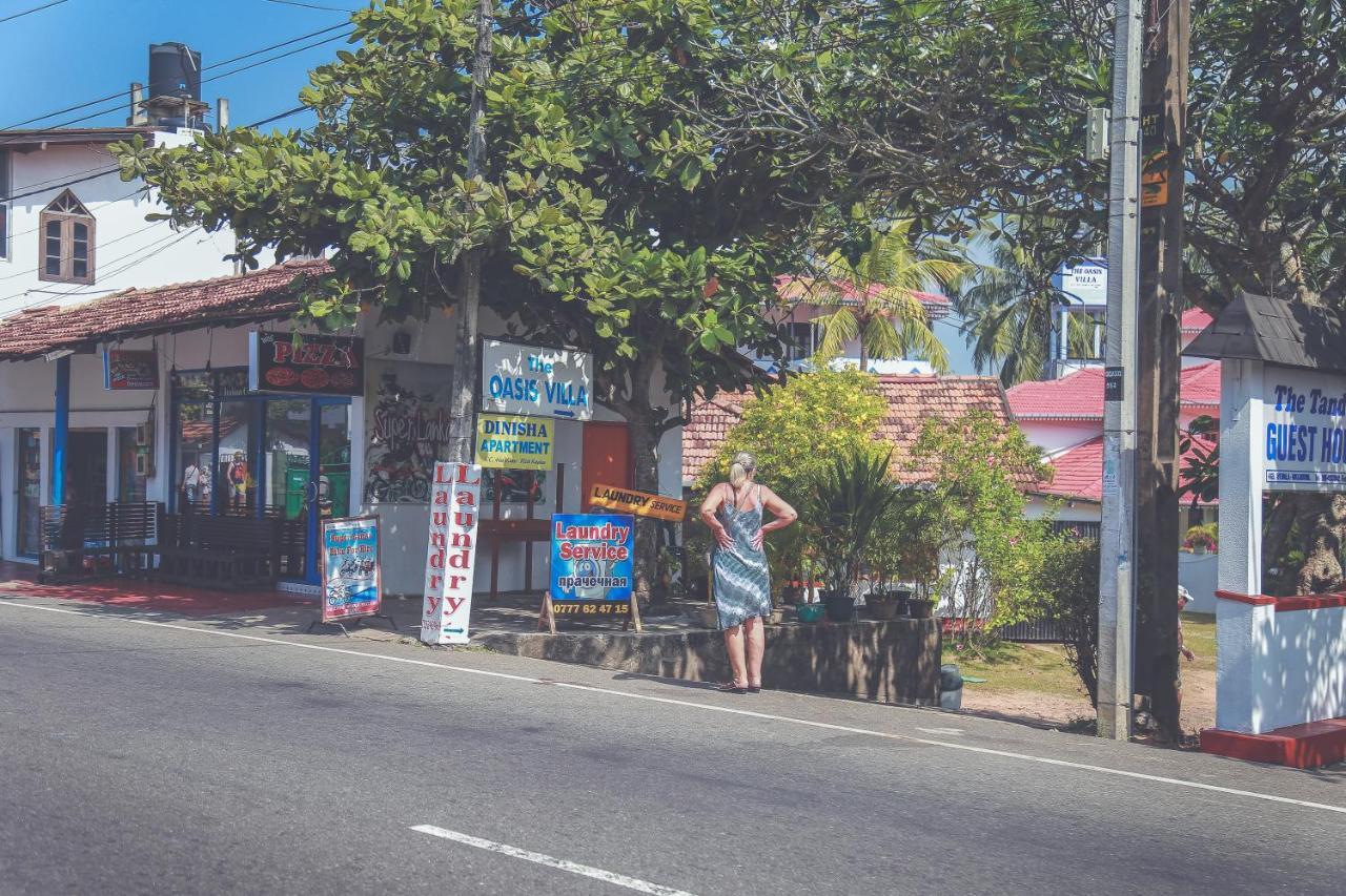 Hikka Surf Hostel Hikkaduwa Exterior foto